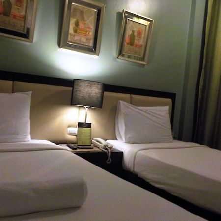 Urban Manor Hotel Roxas Zewnętrze zdjęcie